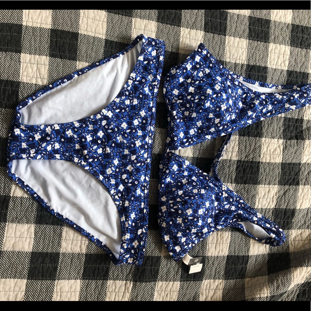 NWT Aerie blue floral bathing bikini.